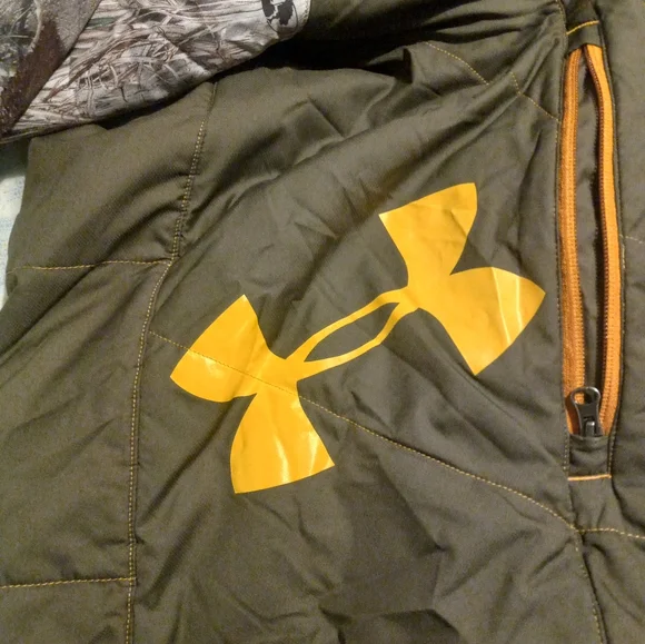 Under Armour Coat - Picture 3 of 14